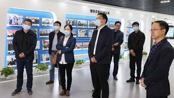 浙江省农业科学院党委委员、副院长杨华一行赴壹号娱乐考察调研